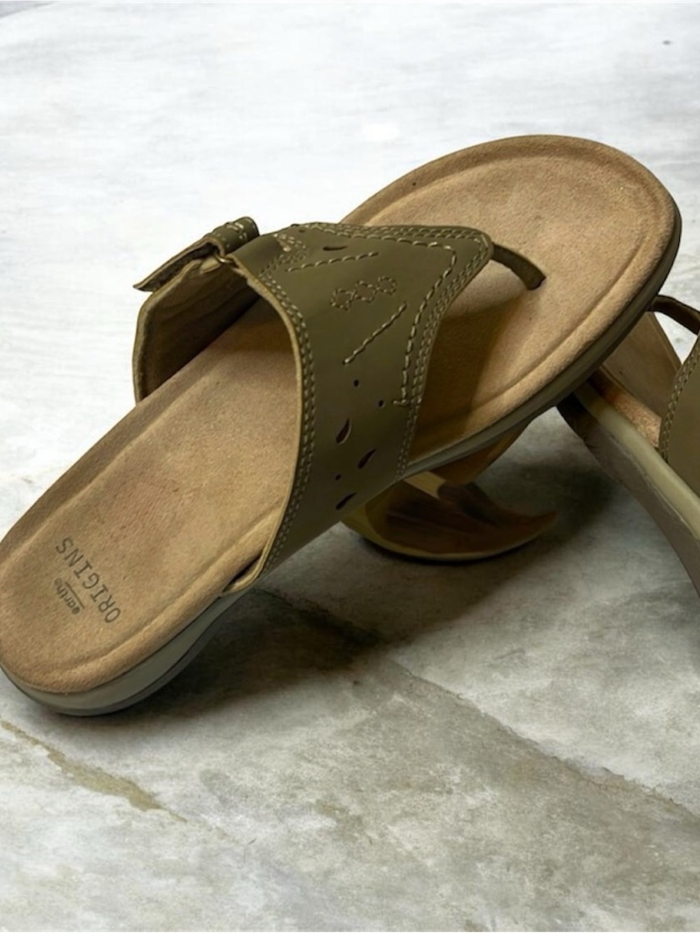 Tan Wedge Thong Sandals by Origins SZ 9